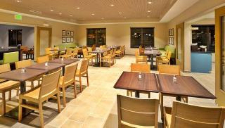 Hotel Country & By Radisson, Southeast 3*